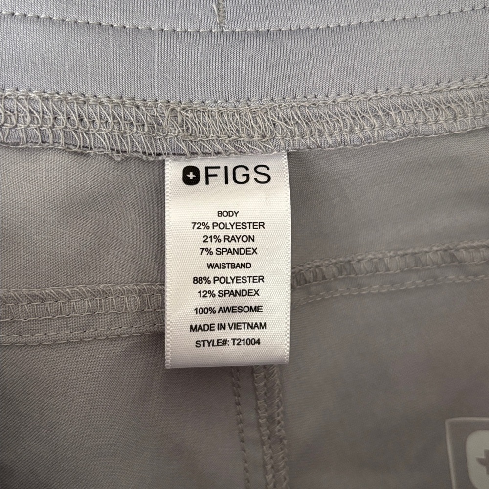 Figs Women’s Yola Skinny Scrub Pants in Cement, size Small - Picture 12 of 12